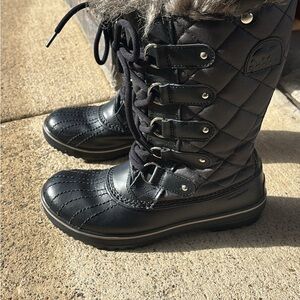 Sorel Black Quilted Winter Boots-Joan of Arc